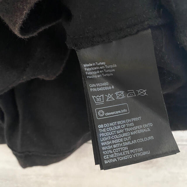 H&M(エイチアンドエム)のH&M メタリカバンドTシャツ　パスヘッド　ジャスティンビーバー　Ｌサイズ メンズのトップス(Tシャツ/カットソー(半袖/袖なし))の商品写真