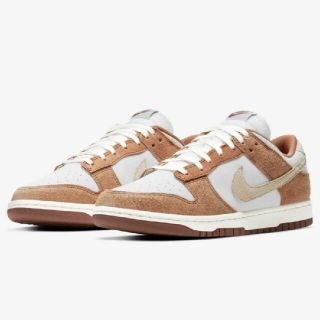 ナイキ(NIKE)のNIKE DUNK LOW RETRO PRM MEDIUM CURRY(スニーカー)