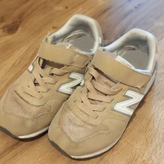 ニューバランス(New Balance)のニューバランス　ベージュ　19cm 美品(スニーカー)