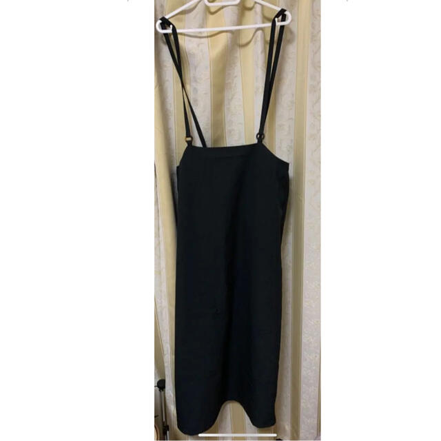 GU(ジーユー)のGU  サスペンダー付きAラインスカート　XLサイズ レディースのスカート(ロングスカート)の商品写真