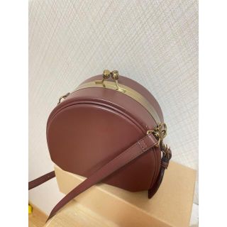 チャールズアンドキース(Charles and Keith)のショルダーバック(ショルダーバッグ)