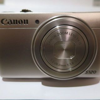 CANON　PowerShot　S120　液晶３インチ　ジャンク(コンパクトデジタルカメラ)
