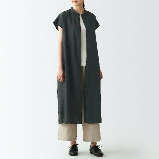 ムジルシリョウヒン(MUJI (無印良品))の≪新品≫ 無印良品 フレンチリネン洗いざらしフレンチスリーブワンピース／黒(ひざ丈ワンピース)