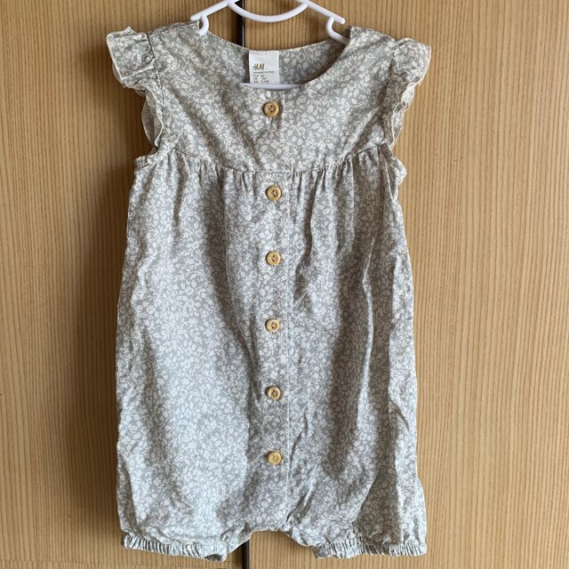 H&M(エイチアンドエム)のオーガニックコットンロンパース　 キッズ/ベビー/マタニティのベビー服(~85cm)(ロンパース)の商品写真