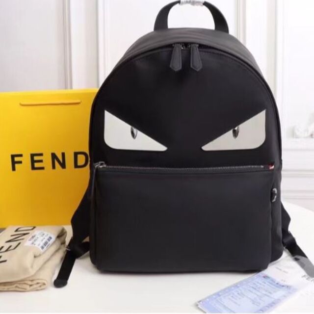 新品・希少】フェンディ ミニリュック solaristransportes.com.br