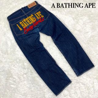 アベイシングエイプ(A BATHING APE)の【A BATHING APE】アベイシングエイプ デニムパンツ ジーンズ 刺繍(デニム/ジーンズ)