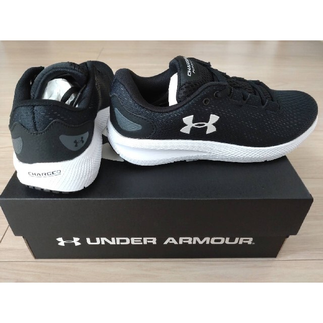 UNDER ARMOUR(アンダーアーマー)の【ランニングシューズ 23.5】アンダーアーマーチャージドパスート2 レディース スポーツ/アウトドアのランニング(シューズ)の商品写真