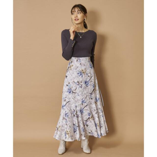フラワーカットジャガード切り替えスカート grupoagil.com.br