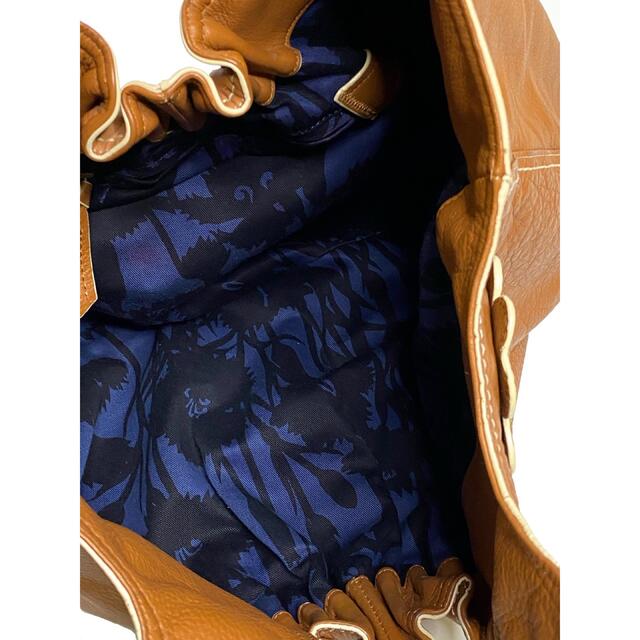 MARC JACOBS(マークジェイコブス)のマークジェイコブス　ハンドバッグ　キャメル　茶系　レザーバッグ　花模様　　高級革 レディースのバッグ(トートバッグ)の商品写真