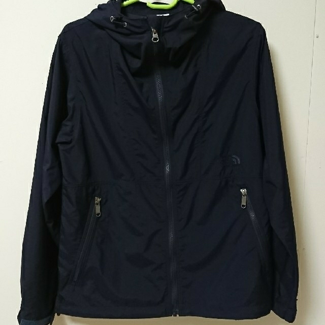 THE NORTH FACE(ザノースフェイス)の【ノースフェイス 】コンパクトジャケット〈M〉 レディースのジャケット/アウター(ナイロンジャケット)の商品写真