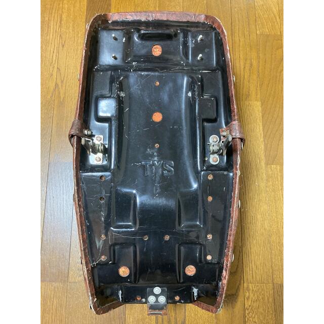 gsx250 400 ゴキ チョビ3段シート レア物!? gsx250 400 ゴキ チョビ3段シート レア物!?