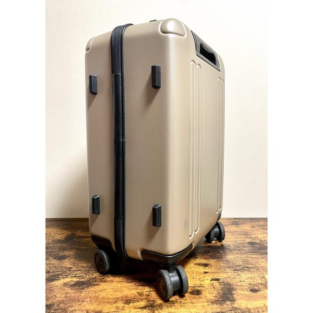 ZERO HALLIBURTON(ゼロハリバートン)のゼロハリバートン ポリカーボネート キャリーケース 36L メンズのバッグ(トラベルバッグ/スーツケース)の商品写真