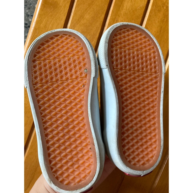 VANS(ヴァンズ)の最終値下げ　バンズ　kids sneaker キッズ/ベビー/マタニティのキッズ靴/シューズ(15cm~)(スニーカー)の商品写真