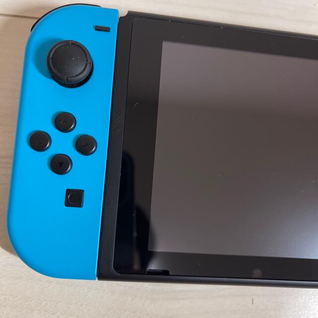 Nintendo Switch(ニンテンドースイッチ)の新型　Nintendo　Switch　スイッチ　任天堂　本体　ジョイコン　のみ エンタメ/ホビーのゲームソフト/ゲーム機本体(家庭用ゲーム機本体)の商品写真
