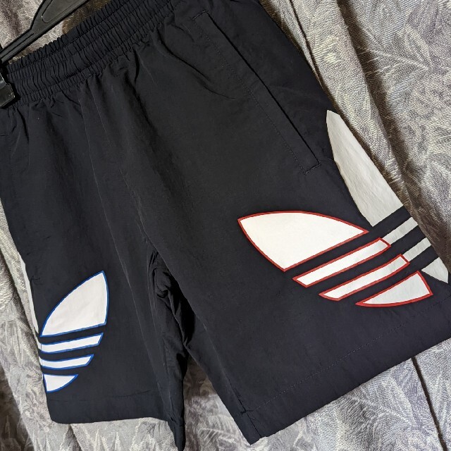 adidas - 新品adidasオリジナルス トレフォイルロゴナイロンショートパンツの通販 by Mino's