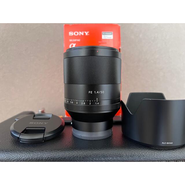 SONY(ソニー)のsel50f14z ソニー　SONY planar 50mm F1.4 スマホ/家電/カメラのカメラ(レンズ(単焦点))の商品写真