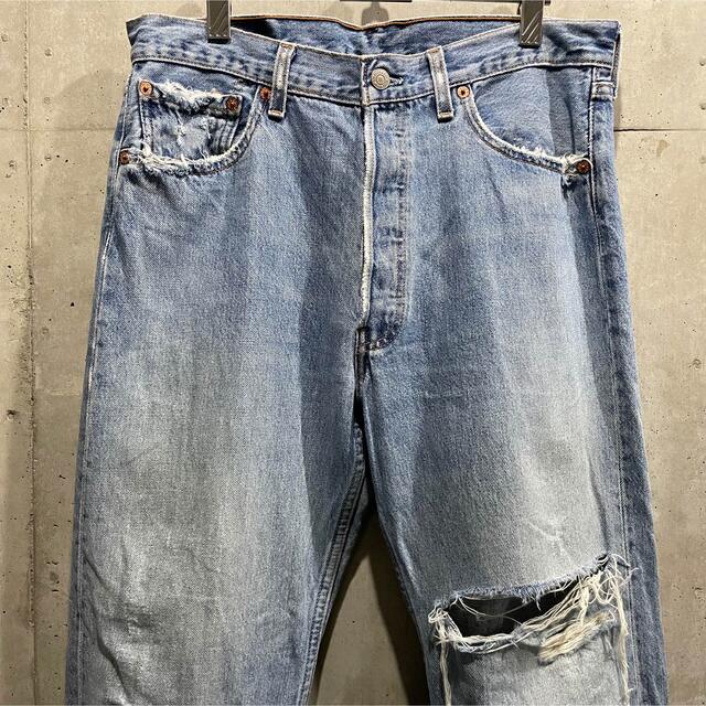 501(ゴーマルイチ)のlevi’s 501 usa リーバイス デニム クラッシュ ダメージ グランジ メンズのパンツ(デニム/ジーンズ)の商品写真