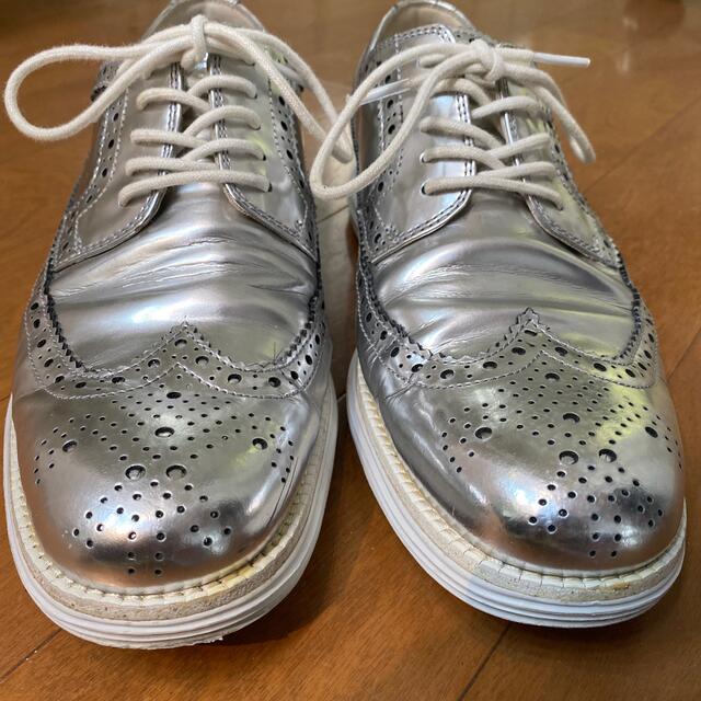 Cole Haan(コールハーン)の【6/25お値下げ】COLE HAAN メンズシルバーシューズ メンズの靴/シューズ(ドレス/ビジネス)の商品写真