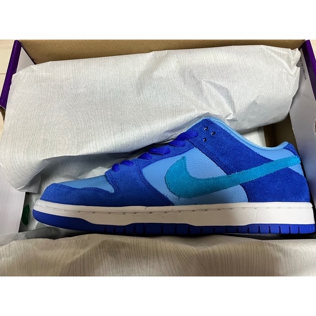 NIKE(ナイキ)のNike SB Dunk Low Blue Raspberry 28.5cm メンズの靴/シューズ(スニーカー)の商品写真