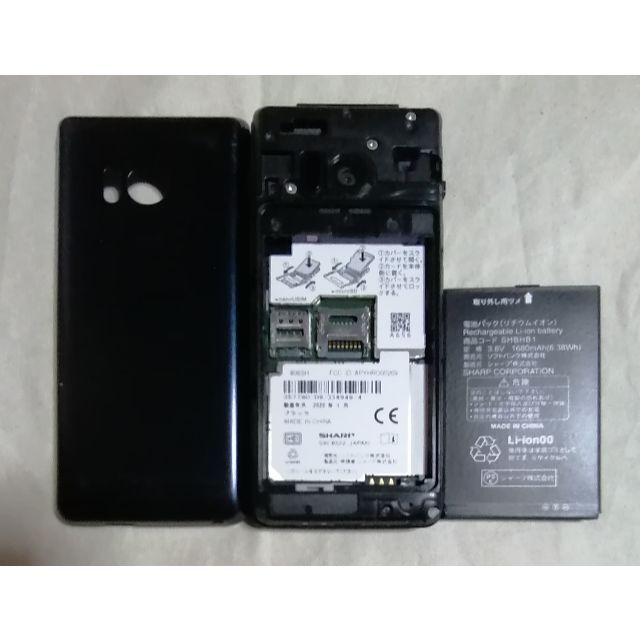 SHARP(シャープ)のYモバイル ケータイ3 806SH 黒 SIMフリー 欠品無し スマホ/家電/カメラのスマートフォン/携帯電話(携帯電話本体)の商品写真