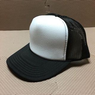 オットーキャップ(OTTO CAP)の新品 OTTO メッシュキャップのツートンブラック 白黒(キャップ)