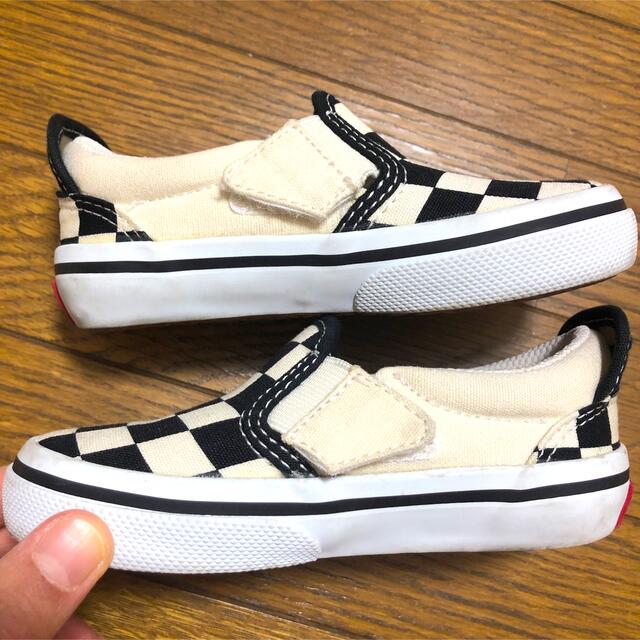 VANS(ヴァンズ)のバンズ  チェッカー　スリッポン　15cm キッズ/ベビー/マタニティのキッズ靴/シューズ(15cm~)(スリッポン)の商品写真