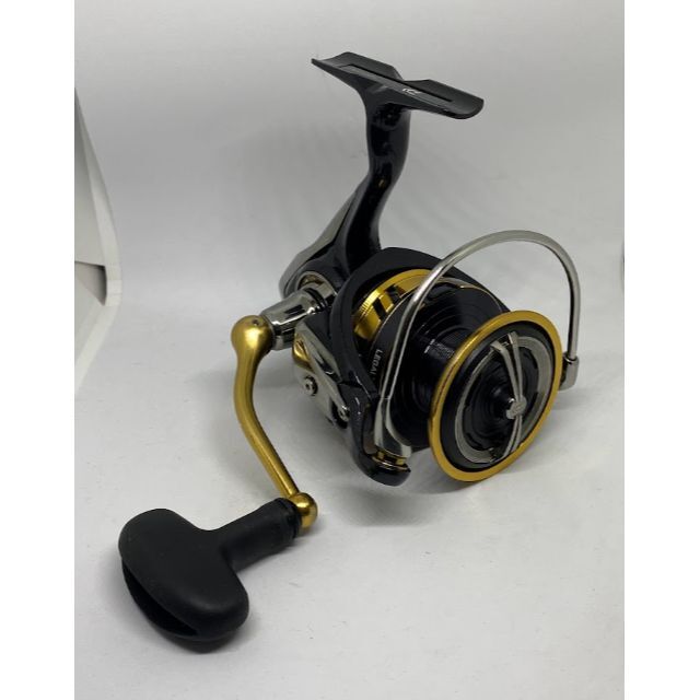 DAIWA(ダイワ)のDAIWA 18 レガリスLT5000D-CXH スポーツ/アウトドアのフィッシング(リール)の商品写真