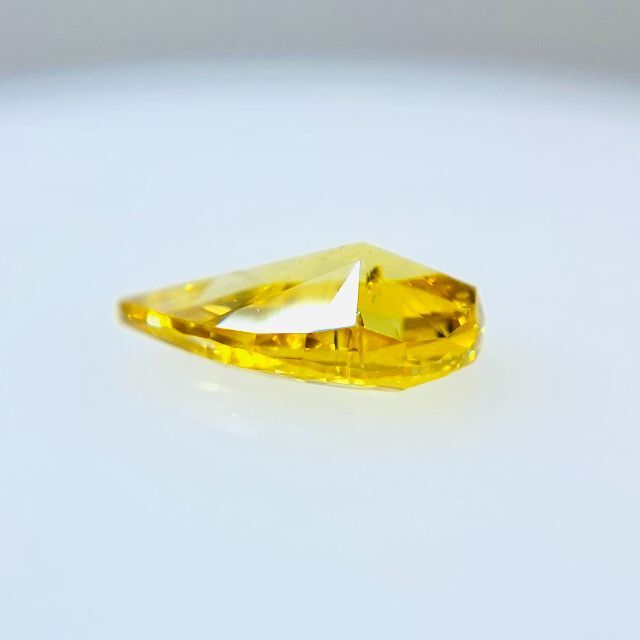 FANCY VIVID ORANGE YELLOW 0.51ct PS