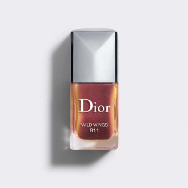 Dior(ディオール)のDior　ヴェルニ 811 ワイルドウィングス コスメ/美容のネイル(マニキュア)の商品写真