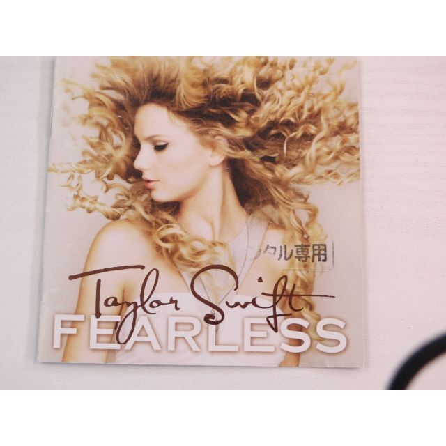 W1159  テイラー・スウィフト  Fearless   中古ＣＤ エンタメ/ホビーのCD(ポップス/ロック(洋楽))の商品写真