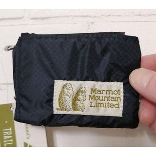 マーモット(MARMOT)の【新品】Marmot Trail Wallet 四角コラボ ネイビー(登山用品)