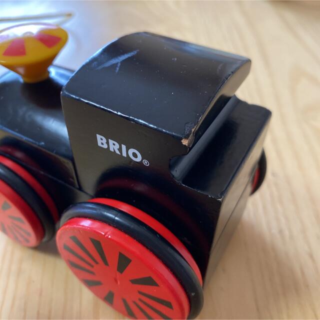 BRIO(ブリオ)のBRIO♡木製汽車♡ キッズ/ベビー/マタニティのおもちゃ(知育玩具)の商品写真