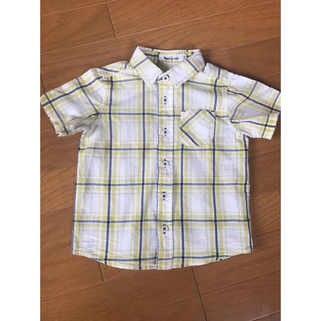 BeBe(ベベ)のキッズシャツ　100  BeBe キッズ/ベビー/マタニティのキッズ服男の子用(90cm~)(Tシャツ/カットソー)の商品写真