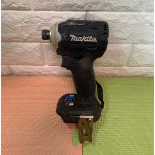 マキタ(Makita)のマキタ  インパクトドライバー　TD171(工具/メンテナンス)