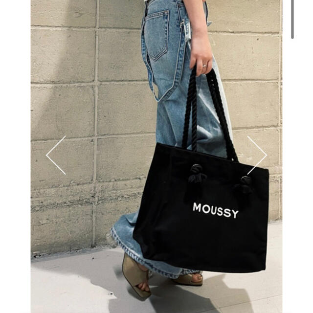 moussy(マウジー)のブラック♡MOUSSYキャンバストートバッグ♡ショッパー型トートバック♡新品 レディースのバッグ(トートバッグ)の商品写真