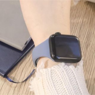 【新品未使用】 Apple Watch バンド　ラベンダー色(ラバーベルト)