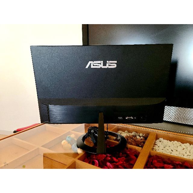 ASUS Frameless Monitor 23 Inch IPS - ディスプレイ