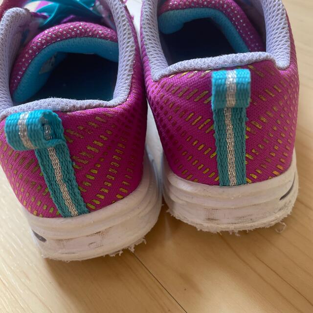 SKECHERS(スケッチャーズ)の子供用　靴 キッズ/ベビー/マタニティのベビー靴/シューズ(~14cm)(スニーカー)の商品写真