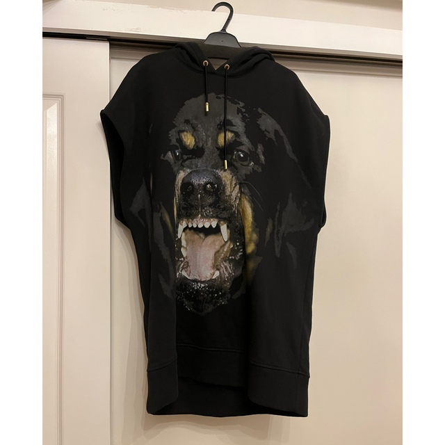 GIVENCHY ジバンシー　ロットワイラー　プルオーバーパーカー