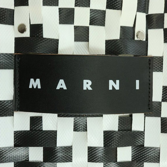 Marni(マルニ)のマルニ トートバッグ ハンドバッグ フラワーカフェ ピクニックバッグ 白 レディースのバッグ(トートバッグ)の商品写真