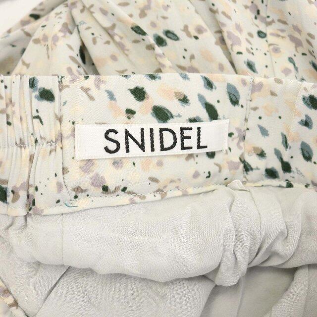 SNIDEL(スナイデル)のスナイデル 20SS プリントナローフレアスカート ロング 0  レディースのスカート(ロングスカート)の商品写真