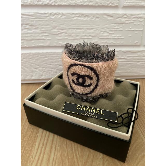 CHANEL(シャネル)のシャネル リストバンド ココマーク　 テニス  ＣＨＡＮＥＬ ブレスレット レディースのアクセサリー(ブレスレット/バングル)の商品写真