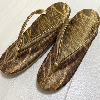 老舗東京胡蝶 正絹 金糸 本皮 和装草履 和服 履物(下駄/草履)