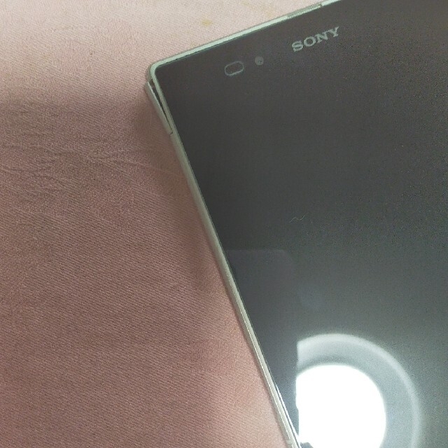 Xperia(エクスペリア)のXperia SOL24 au／SIMロック未解除／ネットワーク利用制限(×) スマホ/家電/カメラのスマートフォン/携帯電話(スマートフォン本体)の商品写真