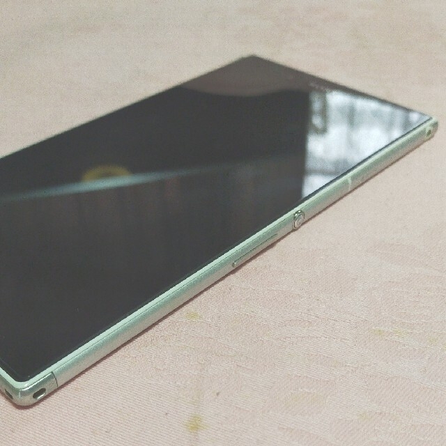 Xperia(エクスペリア)のXperia SOL24 au／SIMロック未解除／ネットワーク利用制限(×) スマホ/家電/カメラのスマートフォン/携帯電話(スマートフォン本体)の商品写真