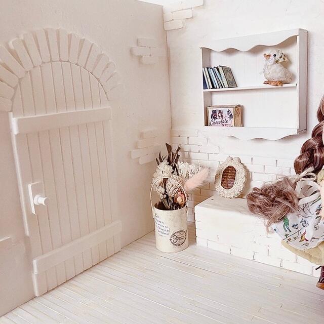 ミニチュア ドールハウス ミディブライス ブライス リカちゃん 家具 背景ボード ハンドメイドのおもちゃ(ミニチュア)の商品写真