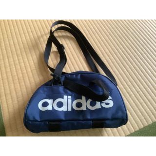 アディダス(adidas)のadidas ポシェット(ウエストポーチ)