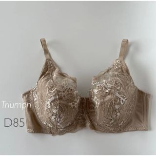 トリンプ(Triumph)のトリンプ  フルカップブラ　D85 beige レースブラ　大きいサイズ　(ブラ)