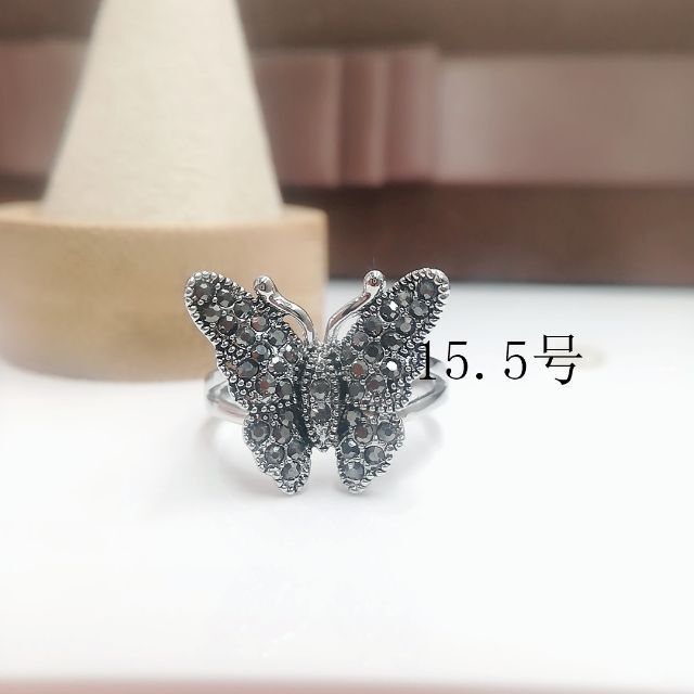 tt15038閉店セールリング15.5号リング蝶々モチーフリング レディースのアクセサリー(リング(指輪))の商品写真