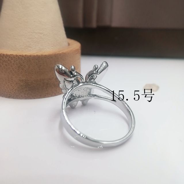 tt15038閉店セールリング15.5号リング蝶々モチーフリング レディースのアクセサリー(リング(指輪))の商品写真